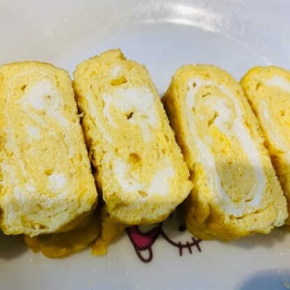 お弁当に作りました(^O^)甘い卵焼き美味しいですよねぇー☆ご馳走さまでした。